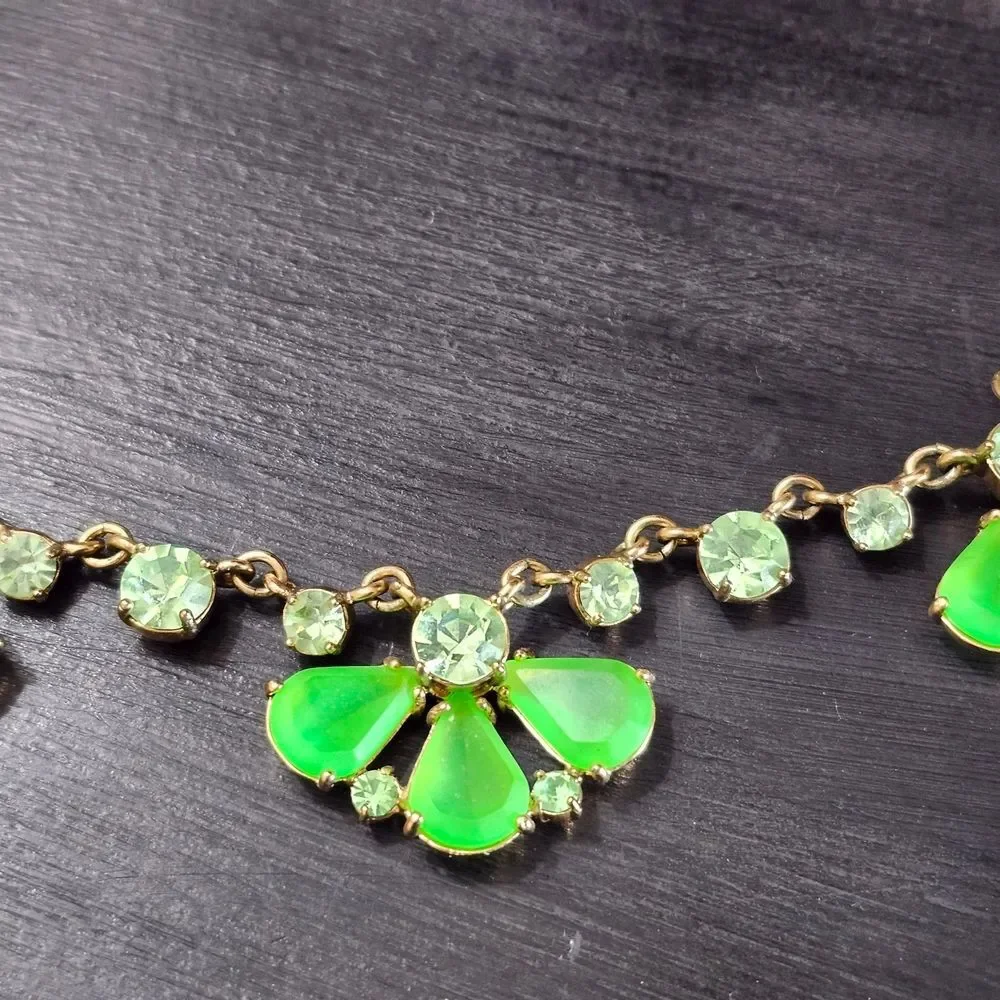 J Crew Vibrant Green Vintage Style Necklace